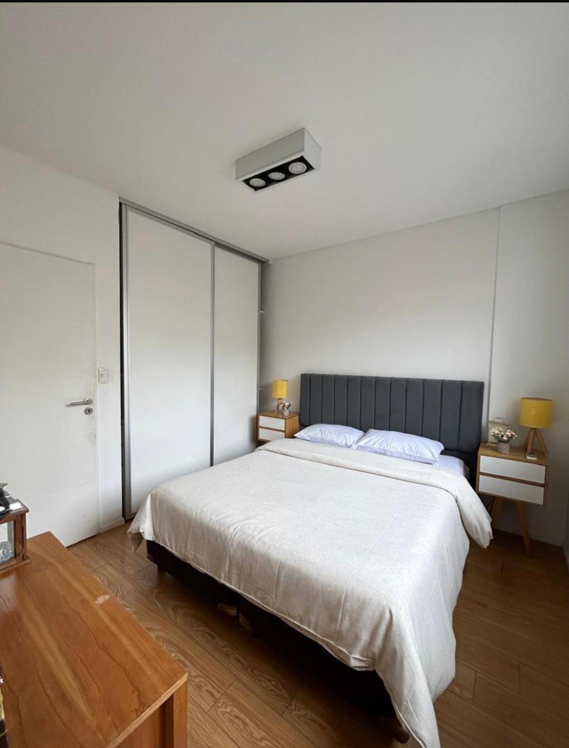 Comodo En Palermo-cochera Apartamento *